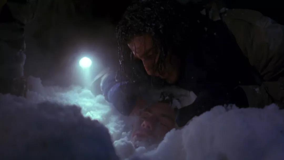 一场必死无疑的空难16位幸存者,一场轰动世界级空难