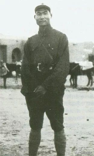 开国大将，主持海军30载，打破世界海军史任职时间最长纪录，被毛主席特批为终身海军司令