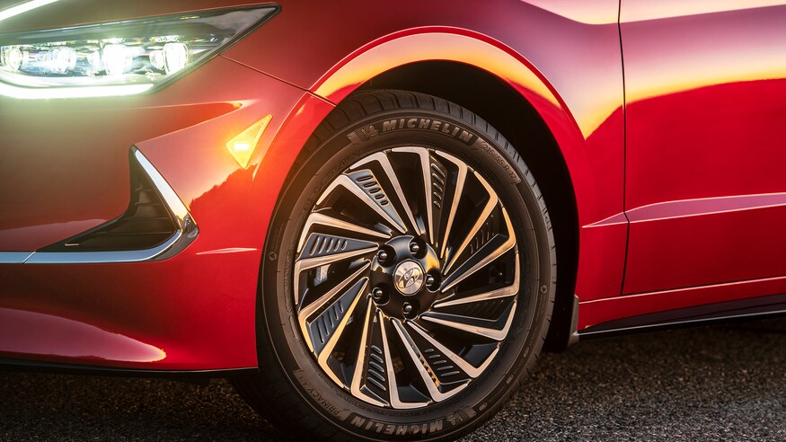 雅阁和索纳塔百公里加速测试,全新索纳塔混动油耗