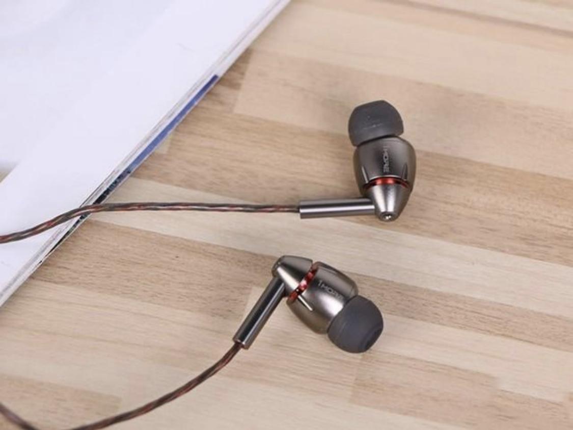 耳机戴不牢容易掉,耳机戴耳朵里不舒服怎么办