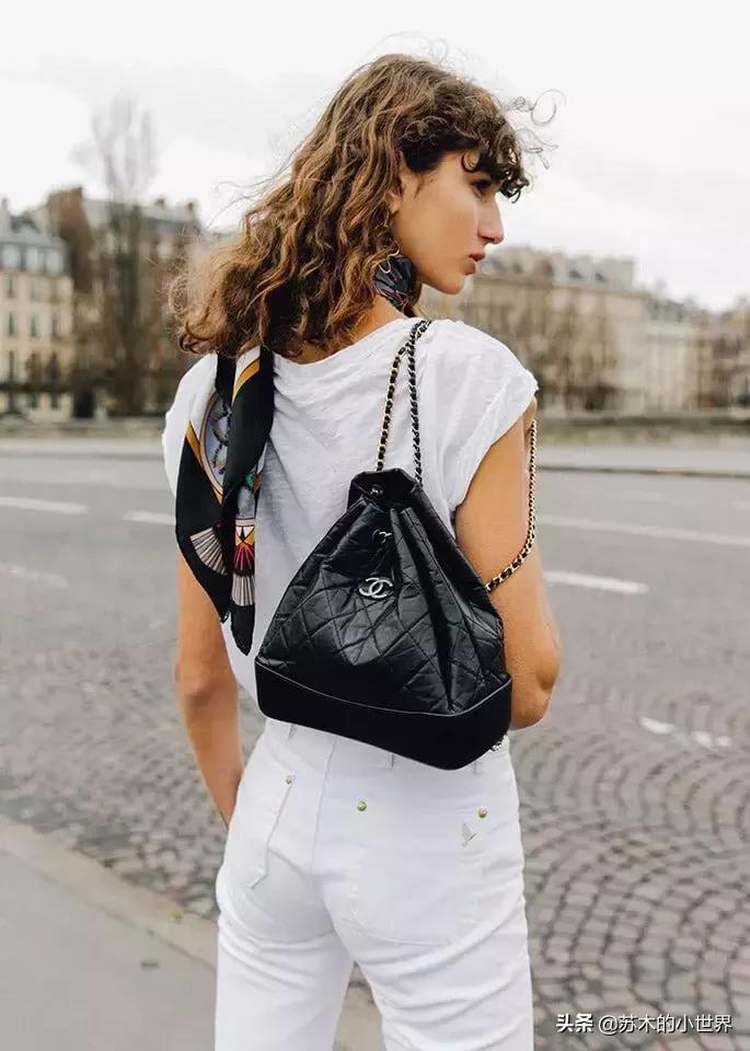 买包要买名牌还是便宜的好,买包买经典款还是新款