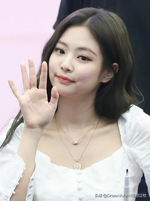 秋冬养肤大牌粉底液推荐,美妆润泽粉底液