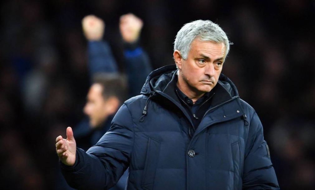 热刺2-4遭曼城逆转,热刺输球穆里尼奥下课