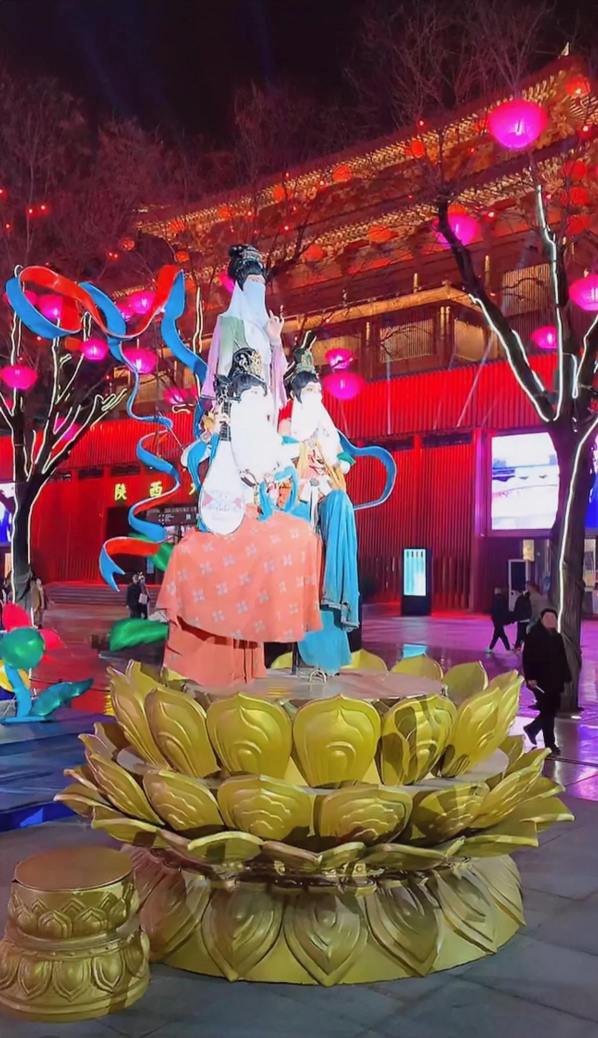 西安大唐不夜城值得去吗,西安大唐不夜城人气爆棚心念旧巷