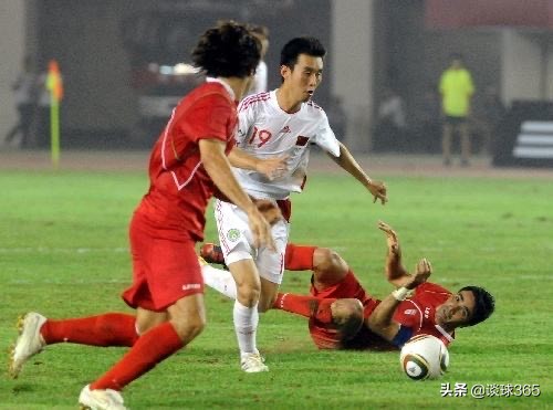 37岁前国脚倒挂金钩再救主,曾效力国安恒大,今成中甲第一福将