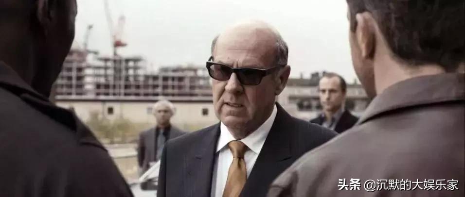 荒诞的黑色幽默全集,推荐10部国产经典黑色幽默电影