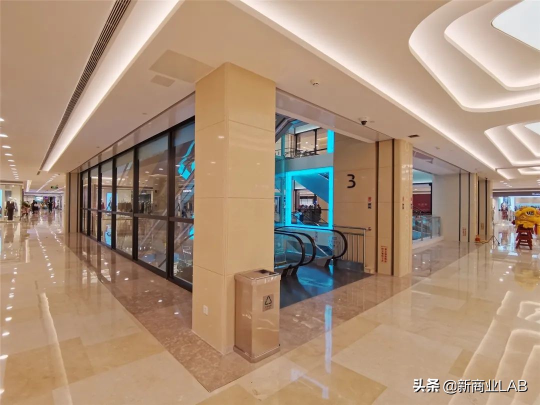 武商武汉国际广场变形记，拥抱变革，推动发展