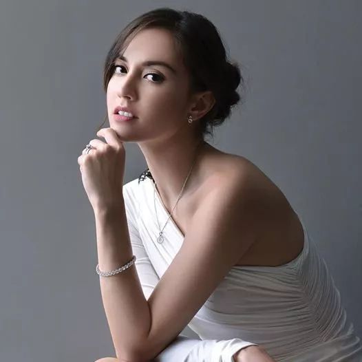 从隔空对骂到抢先生子，洗米嫂留住了人，史上最嚣张小三拿到了钱