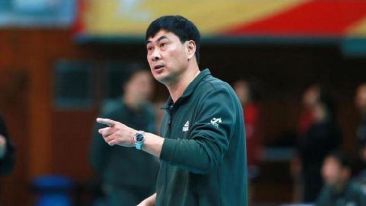 胡克尔近况,胡克尔对陈友泉的评价