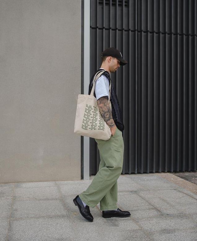 28-35女生这样穿简约清新超减龄,穿搭指南男生怎么穿才能更显man