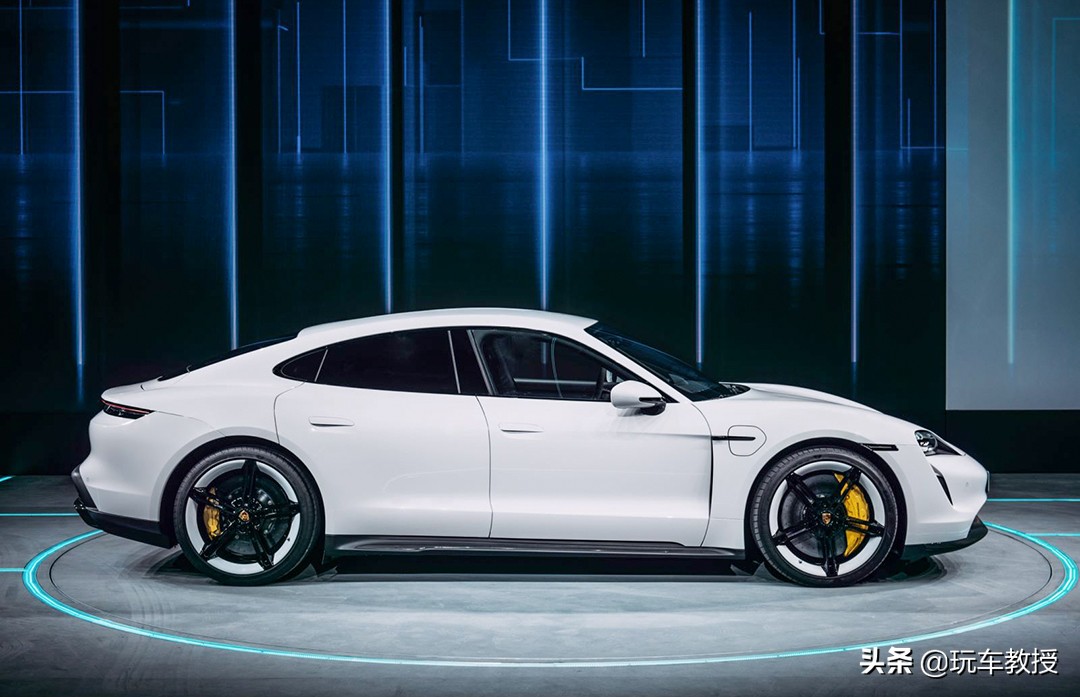 taycan保时捷让超跑进入电动时代,保时捷电动taycan4s报价