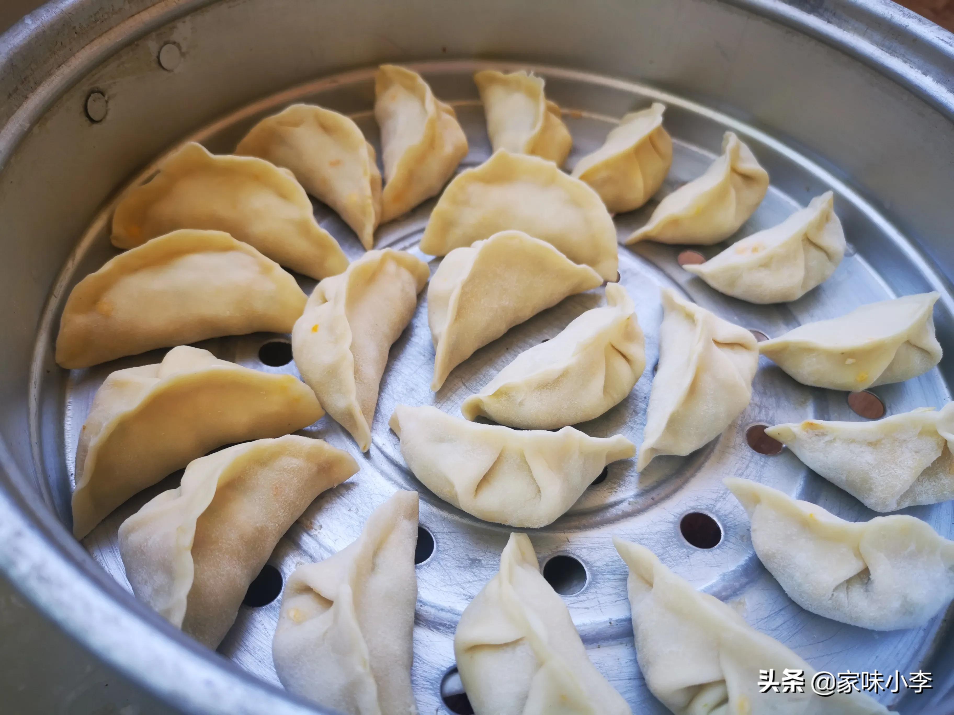 蒸饺用热水还是冷水和面,蒸饺和面用冷水还是热水