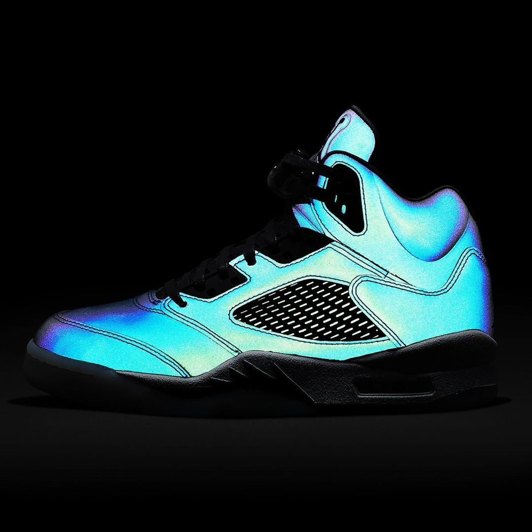 nikedunksb联名supreme贴纸,最火的nikedunksb联名