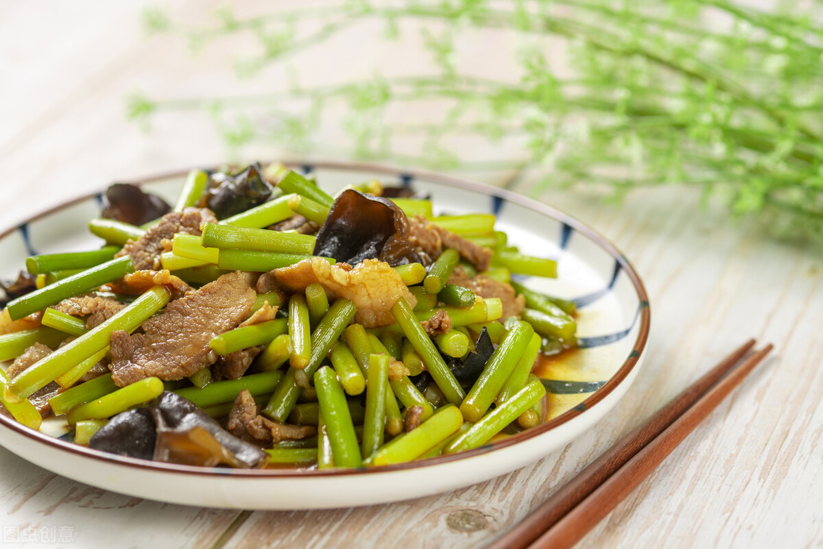 金牌月嫂月子餐视频教程,月嫂月子餐炒猪肝的做法