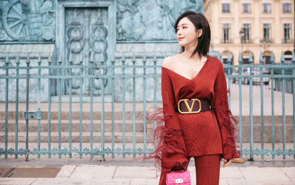 秋装搭配必备10款潮流单品,不同风格的秋装搭配