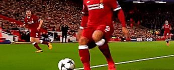 巴西足球十大过人高手,巴西球星莱昂纳多过人