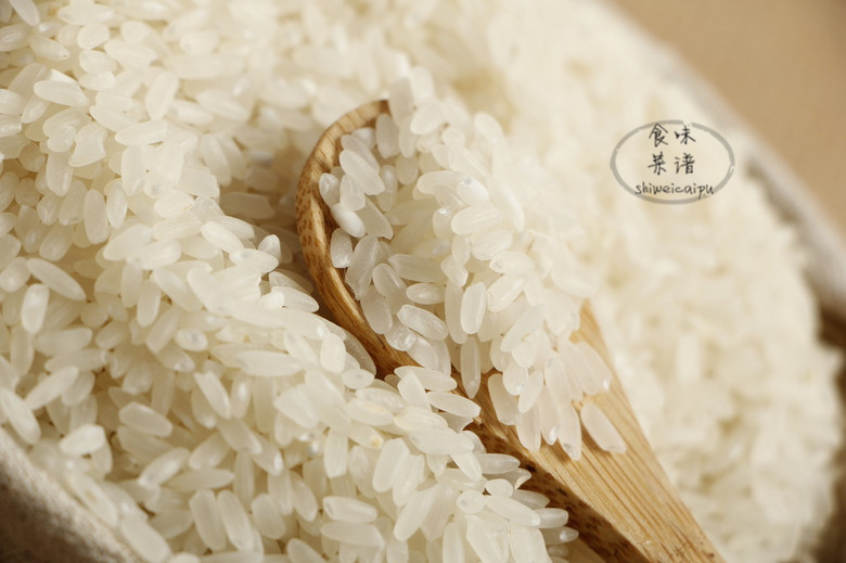 大米有黑色小虫子是什么虫子,大米里面有黑色小虫子哪里来