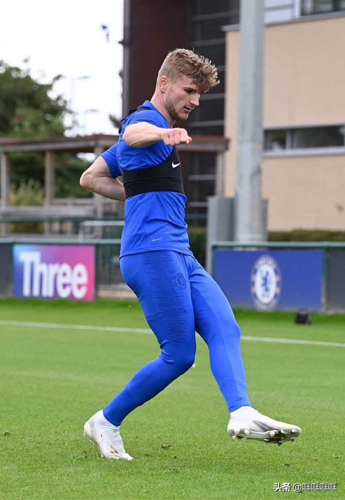 阿迪达斯xghosted超顶级足球鞋,阿迪达斯足球鞋xghosted很贴脚