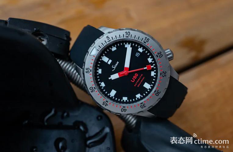 夏天来了你是否有中意的潜水表,2020年值得推荐的5枚潜水表