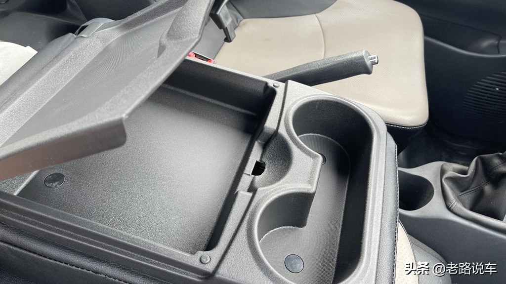 东风小霸王w17官图,东风小霸王w17新款