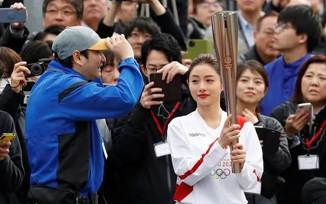 日本低欲望社会什么时候形成,日本低欲望社会的根本原因