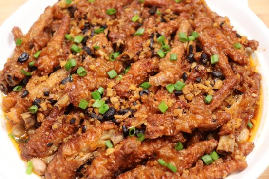 广东虎皮鸡爪最正宗的做法,虎皮鸡爪怎么起松皮