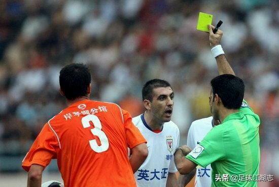 从宠儿到弃儿的救赎,从弃儿到宠儿天下足球