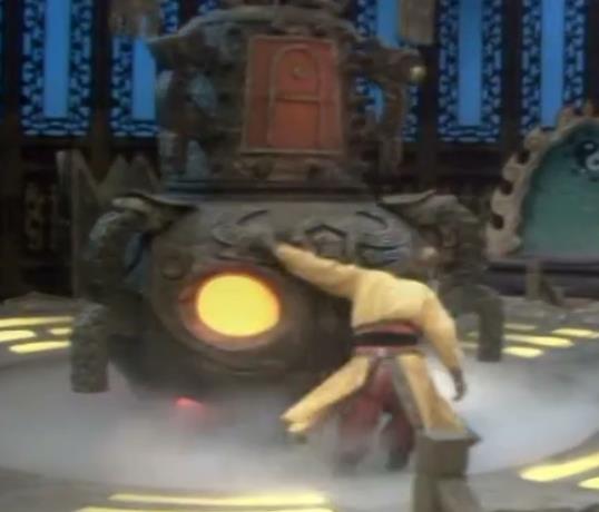 为什么用炉火纯青形容高手?怎么不是其他颜色?