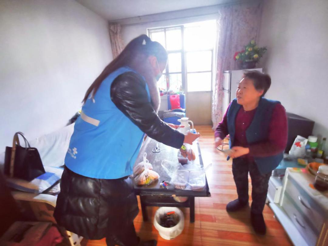 玉门：微风渐暖网格情浓