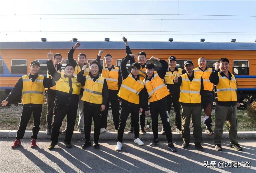 这列工务大修人专属“房车”，花钱也买不到……