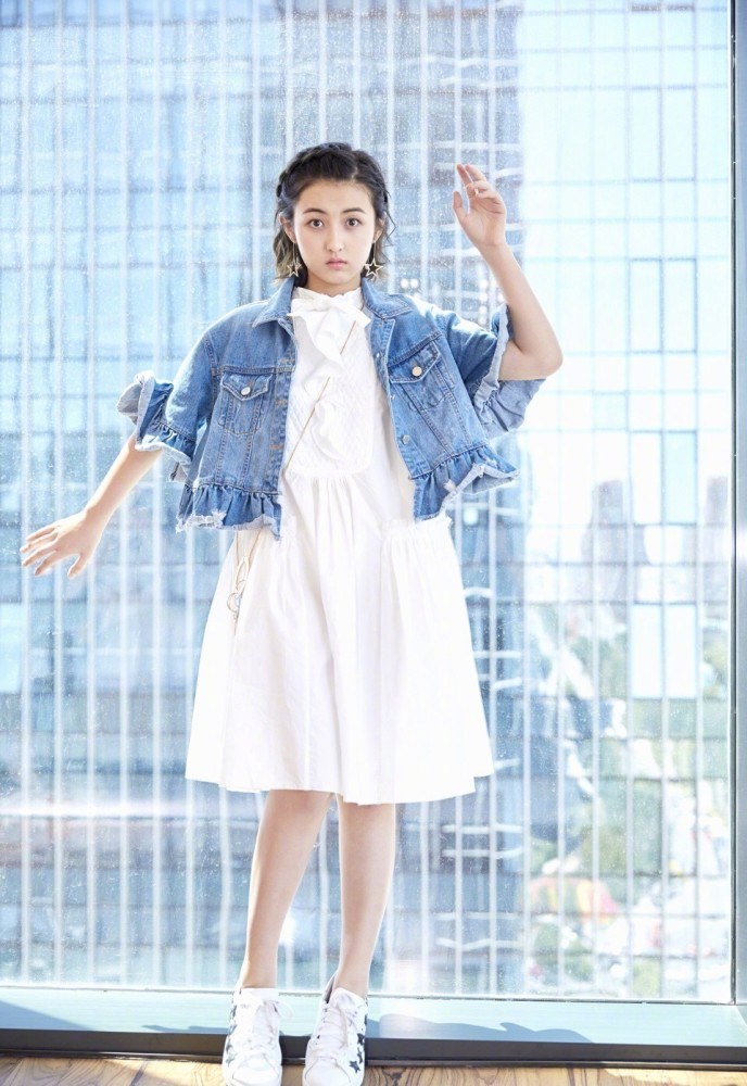 张子枫穿搭是什么样的风格,张子枫穿搭风格