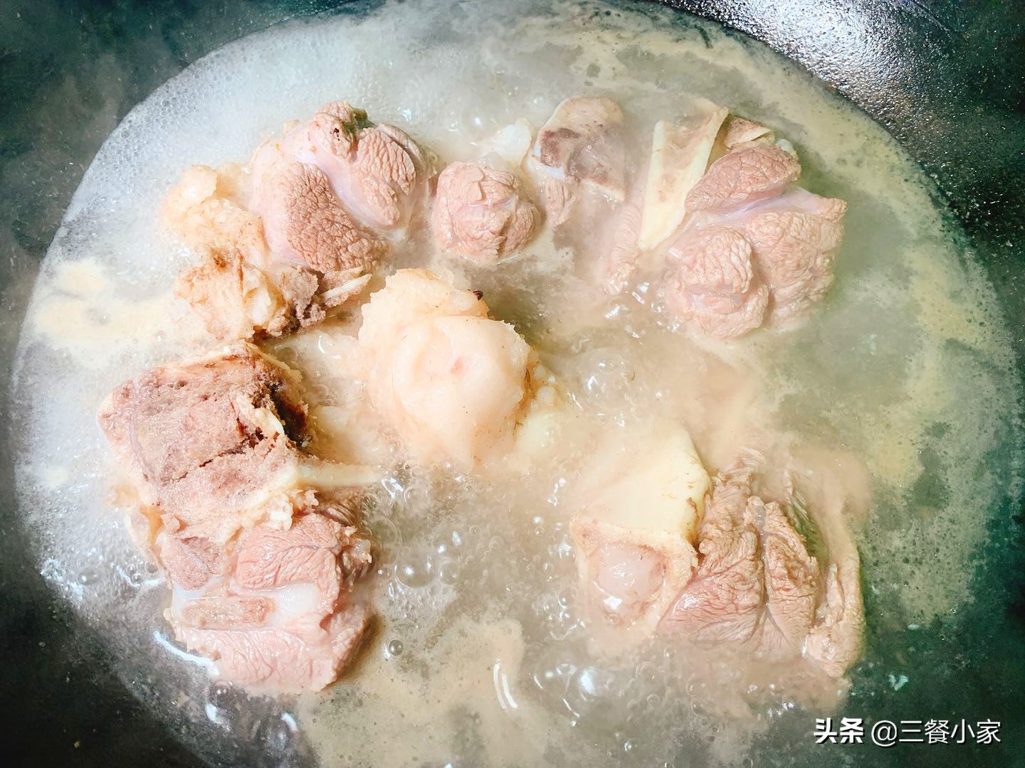 酒店大厨炖肉类正确方法,酒店大厨教排骨汤怎么炖最好喝