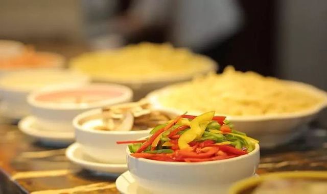 快收藏美食,广州小蛮腰附近海鲜自助餐600元的