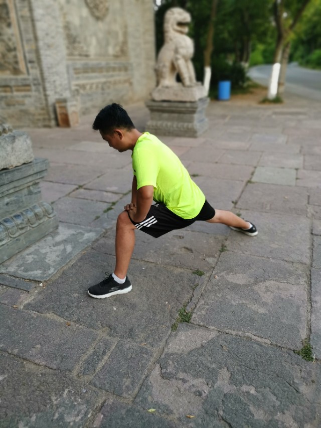 国产轻便健步鞋,美国生产的老年人健步鞋