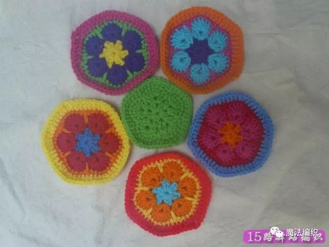 钩针足球教程图解,钩针编织足球的教程