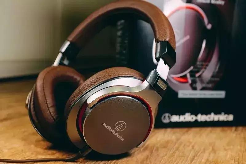 如何挑选一个适合自己的耳机,如何挑选一款音质好的耳机