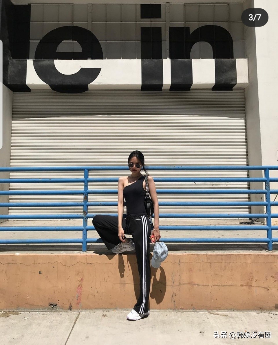 娜恩apink皇冠,apink娜恩身材牛仔裤