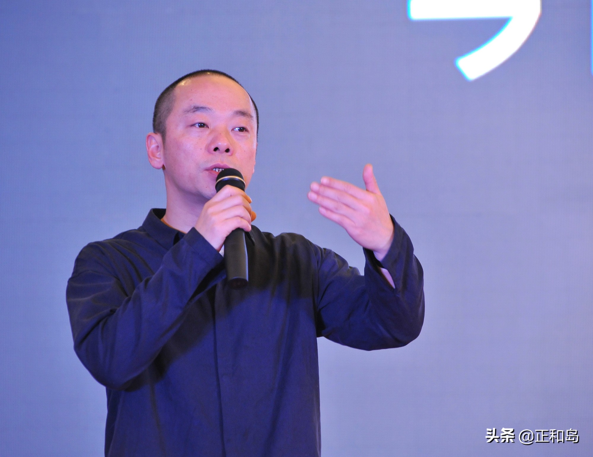 传奇企业家三次入狱,负债十亿传奇陨落