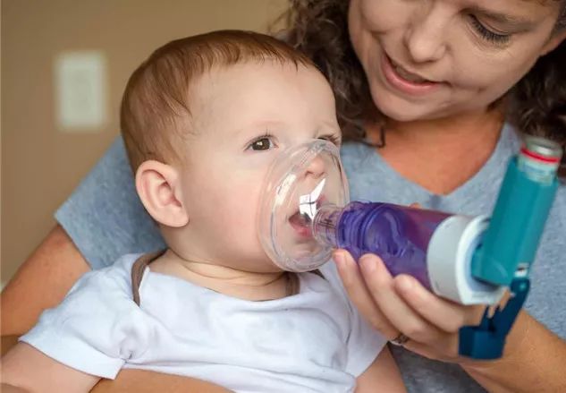 小孩常见6种咳嗽治疗和调理方法,两个月宝宝咳嗽吃药反而更咳嗽