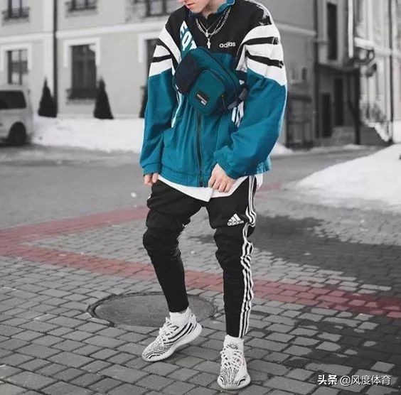 颜值高大长腿还会穿,谁高中没有暗恋过这样一个体育生?