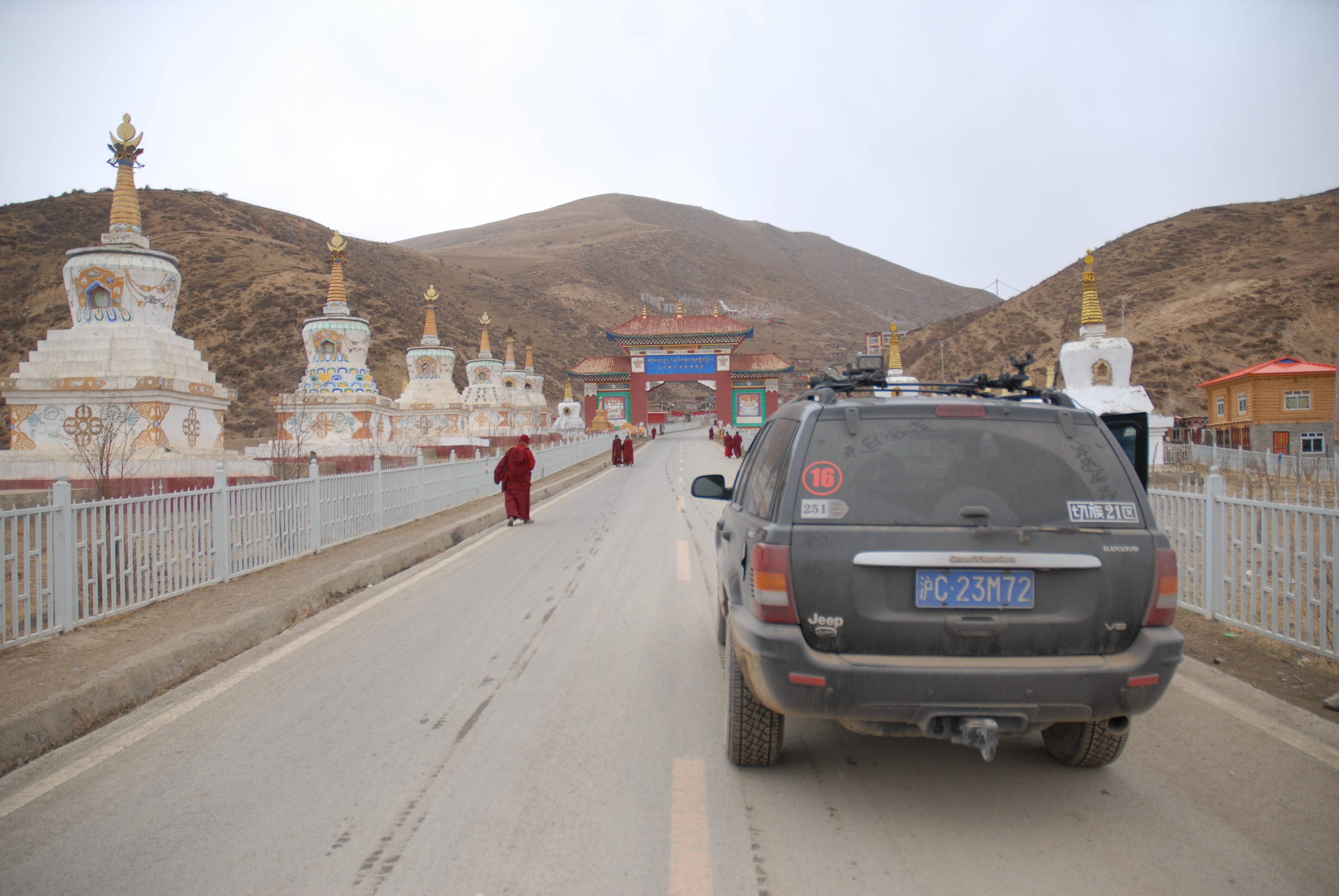 在国内生不逢时的第二代大切诺基WJ，还记得他么？他陪我走遍天涯