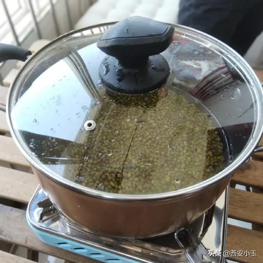 绿豆糕这样做简单又好吃,绿豆糕怎么做又简单又好吃