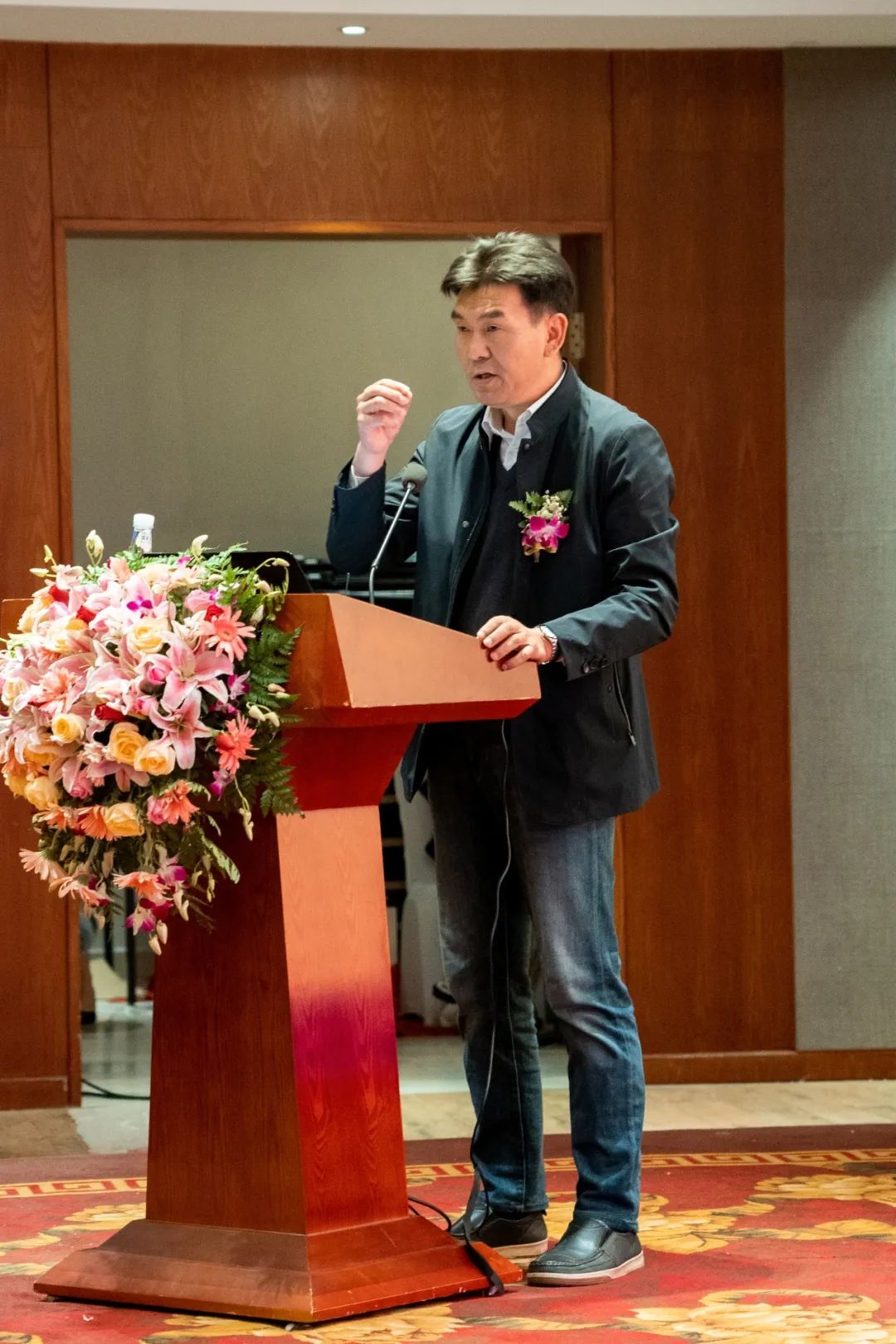 云南喜鹊窝酒业,云南喜鹊窝酒业有限公司