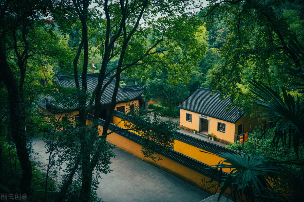 绍兴市新昌大佛寺风景区,绍兴新昌大佛寺历史故事