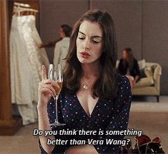 72岁P成27岁？潇洒的“婚纱女王”大可不必为容貌焦虑