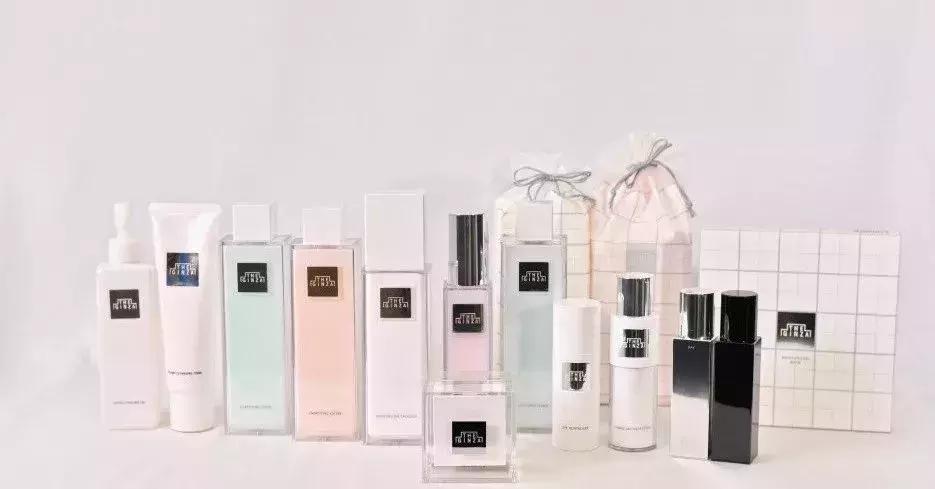 国内的日本化妆品专柜比比皆是,为什么还要专门飞日本买?