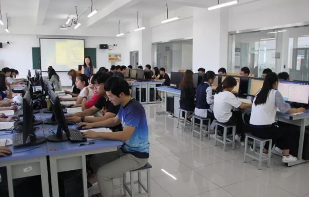 泰职应用电子技术,泰职院计算机