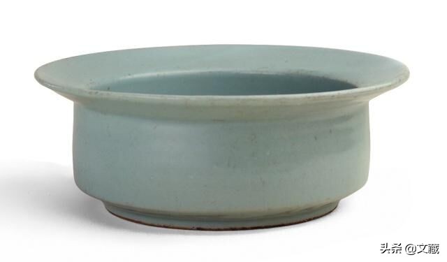 北宋官窑瓷与南宋官窑瓷有何区别,北宋和南宋官窑瓷器哪个珍贵