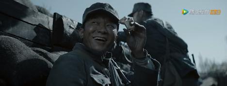 全程高能，开播17分钟不敢走神1秒，这部B级片把他拍活了