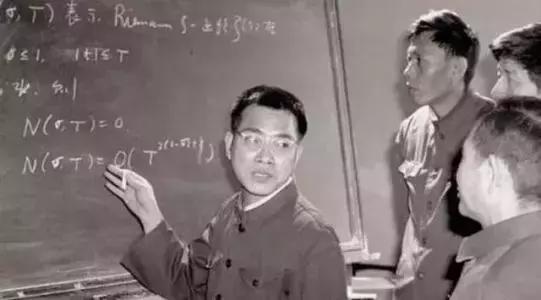 17岁考入厦大，用尽半生心血完成1+2难题，一个数学怪人的故事